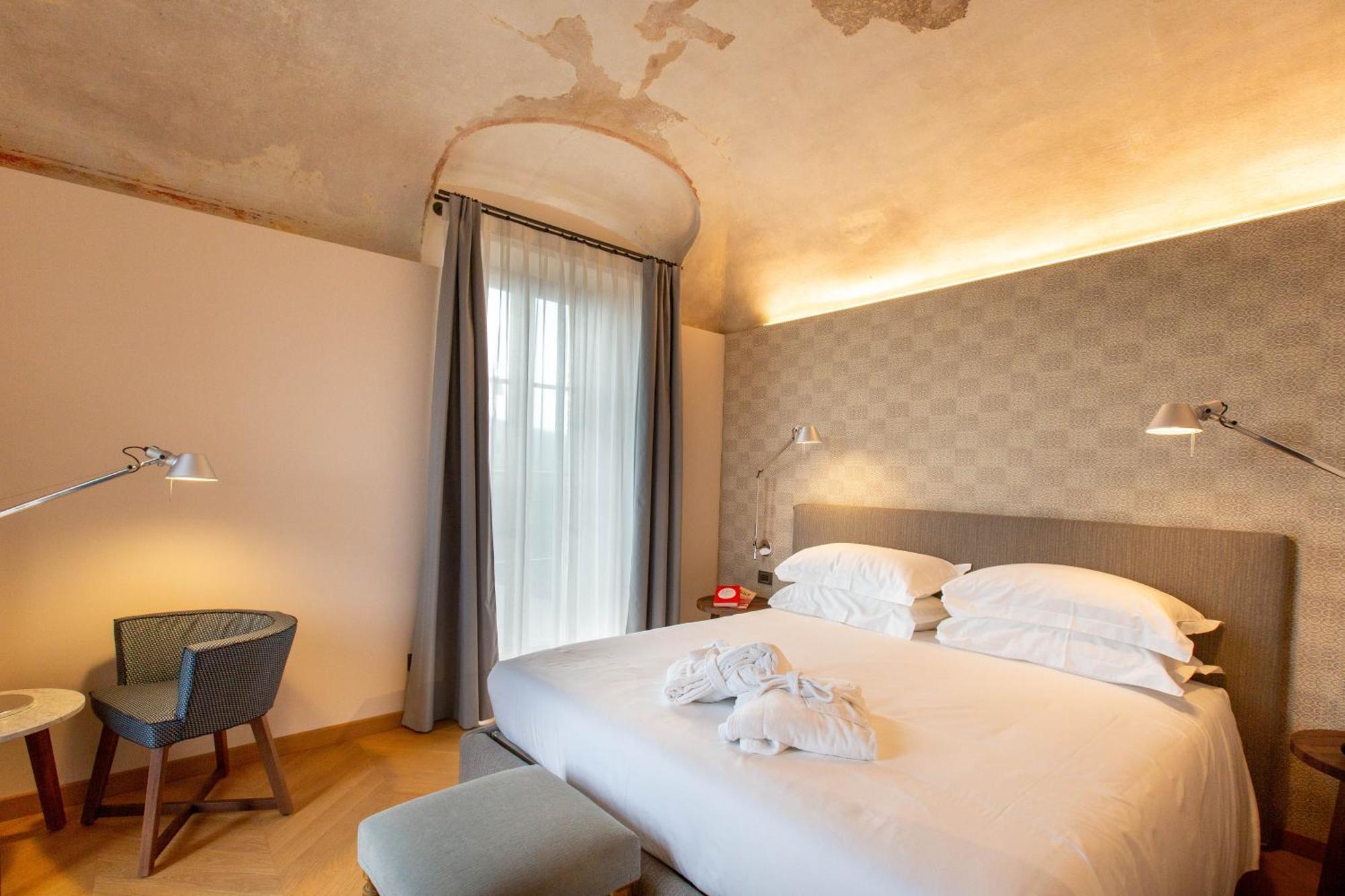 Villaggio Narrante - Cascina Galarej Serralunga d'Alba Luaran gambar